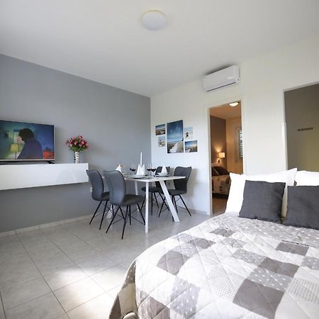 Scenic Holiday Home In Bibinje Near Sea Esterno foto