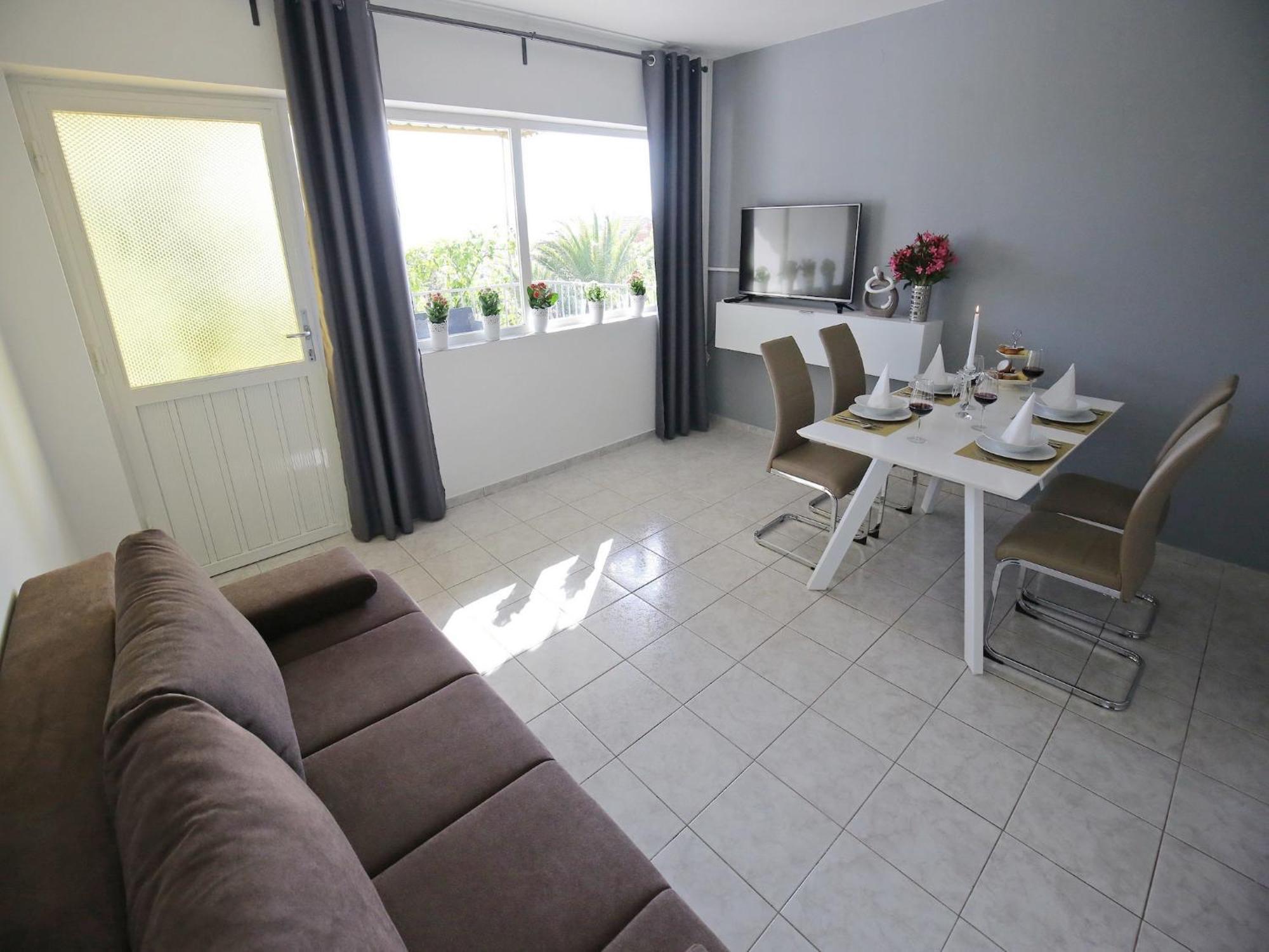 Scenic Holiday Home In Bibinje Near Sea Esterno foto