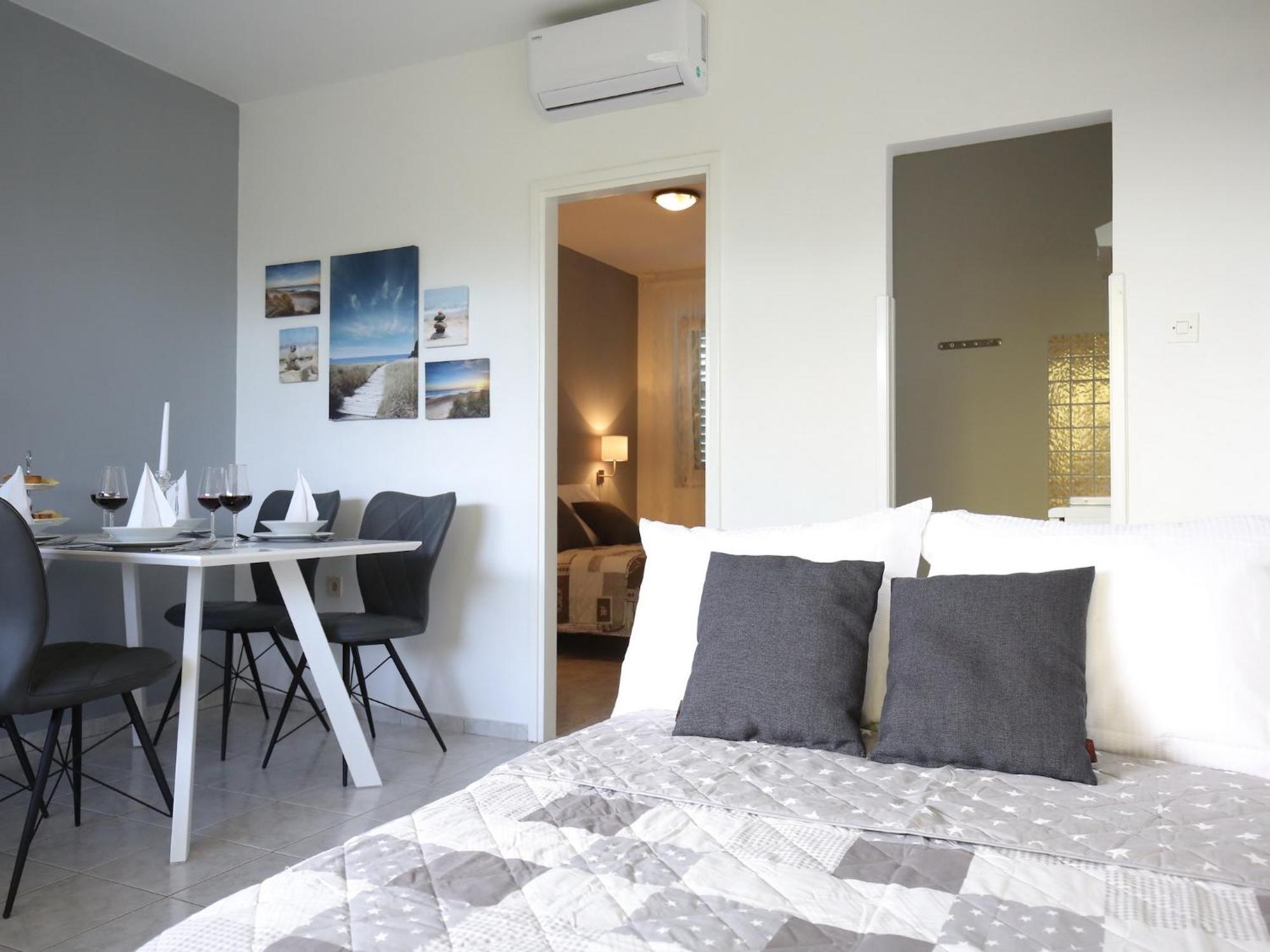 Scenic Holiday Home In Bibinje Near Sea Esterno foto