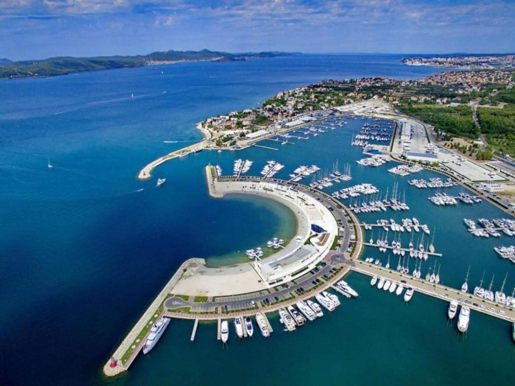 Scenic Holiday Home In Bibinje Near Sea Esterno foto